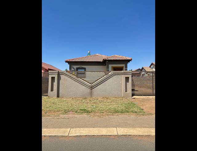 2 bed property to rent in ALLIANCE